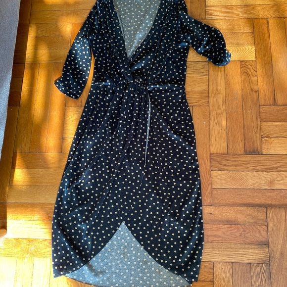 ZARA Green Polka Dot Velvet Twist Front Crossover Dress       Size Medium - Picture 8 of 10